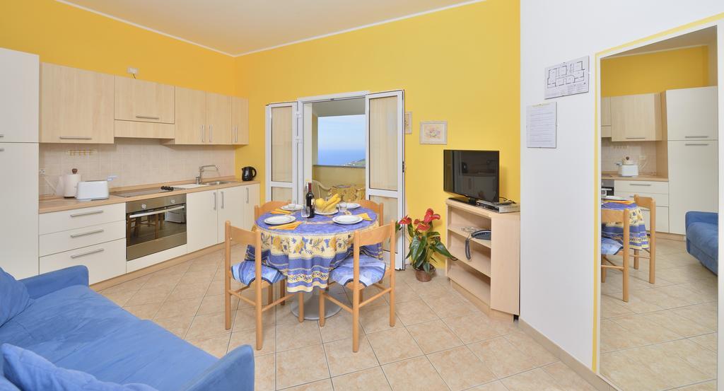 Residence Elvira Diano Marina Zewnętrze zdjęcie