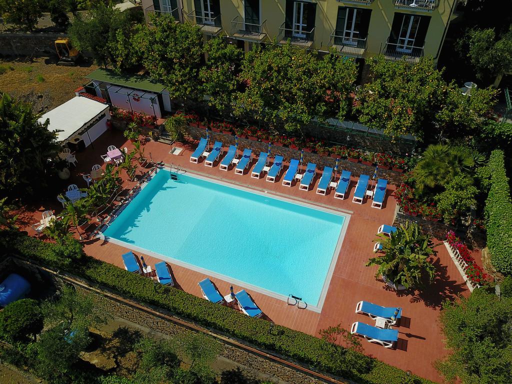 Residence Elvira Diano Marina Zewnętrze zdjęcie