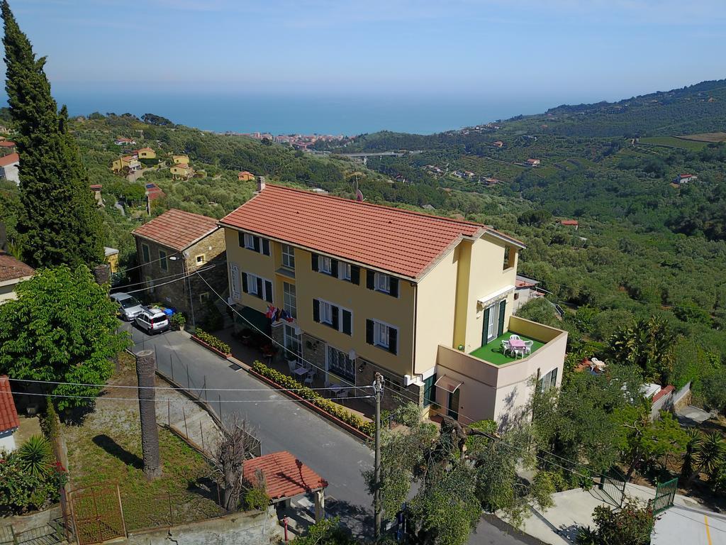 Residence Elvira Diano Marina Zewnętrze zdjęcie